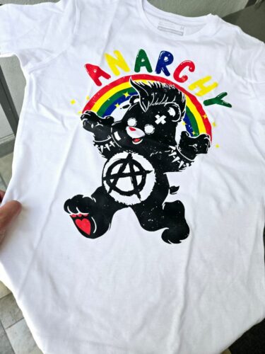 Click to view full screen Playera Osito Cariñosito Punk Anarquía photo review